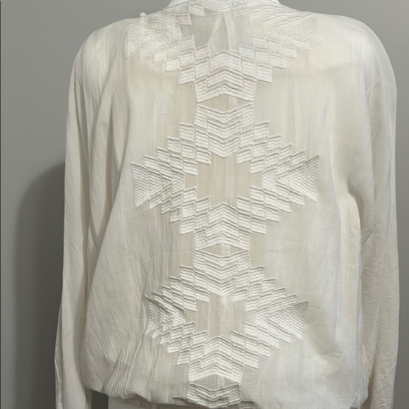 Misty Robertson Cream Embellished Relaxed long Sleeve Blouse, New with Tags . - Picture 3 of 10